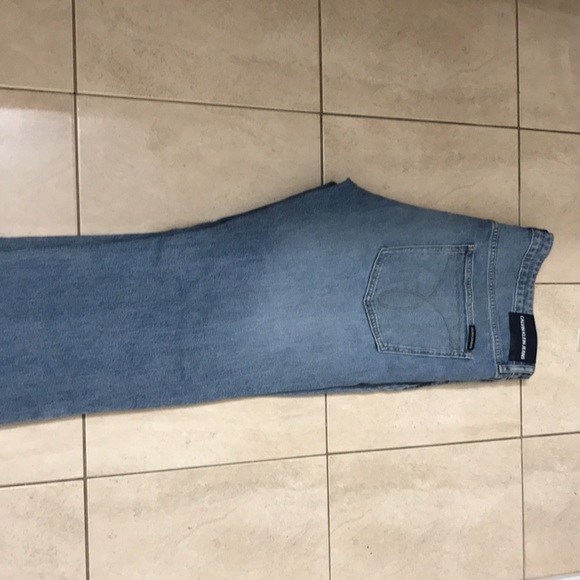 Too small on me - Picture 3 of 4